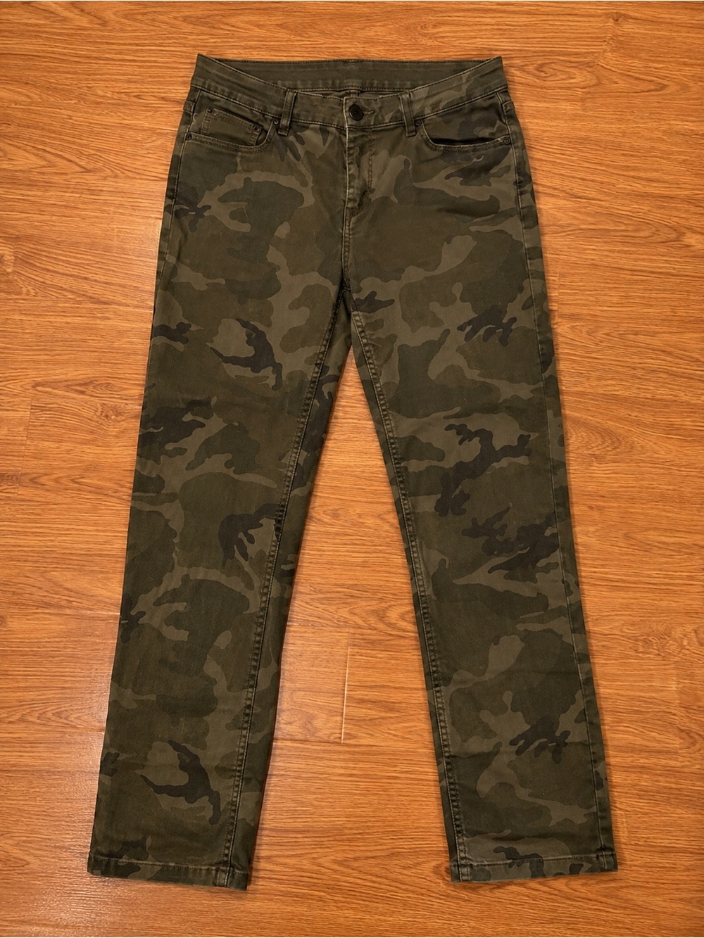 RSQ Camo Skinny Jeans – Size 38x30